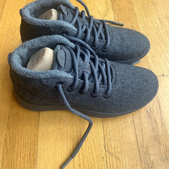 allbirds Wool Runner-Up Mizzle 
Savanna Night (Navy Sole) Size 7 NEW! - Picture 6 of 7